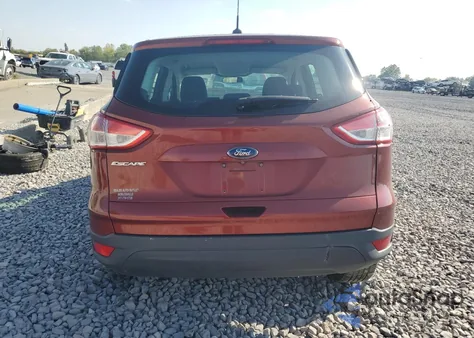 2015 Ford Escape S z USA, uszkodzony, nr VIN 1FMCU0F70FUB17869